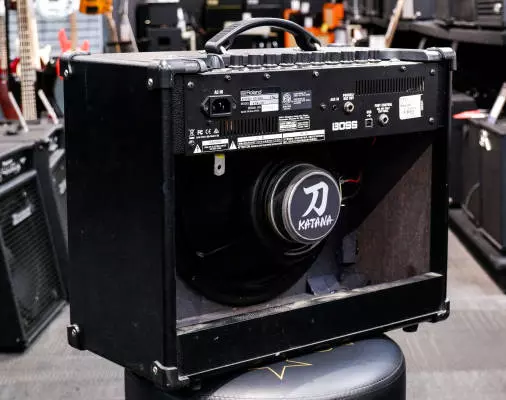 BOSS - KATANA Guitar Amplifier 50watt 1-12'' Speaker 2